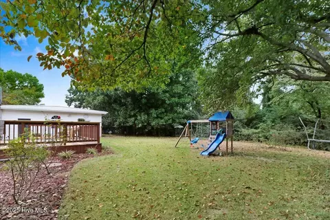 Exterior - 314 Smith Chapel Rd, Mount Olive, NC 28365 photo 3 of 5