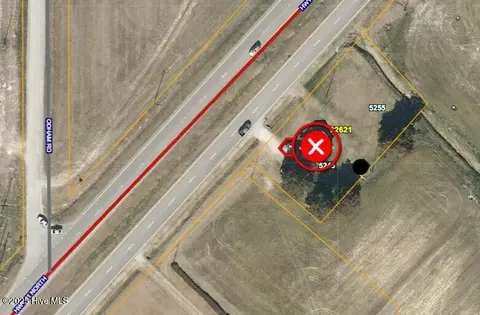 5245 Nc 11, Grifton, NC 28530