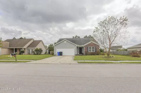 206 Wynbrookee Ln, Jacksonville, NC 28546