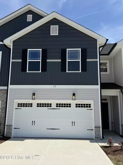 17 Joyner Park Dr, Rocky Mount, NC 27803