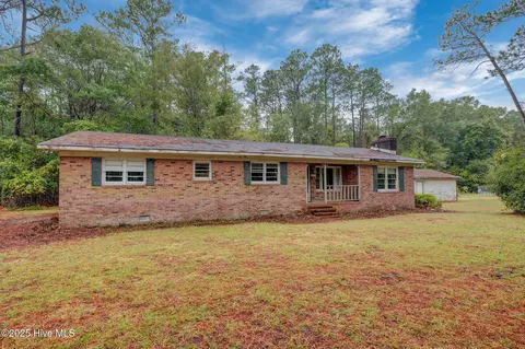 7723 Shadowloop Trl NE, Leland, NC 28451
