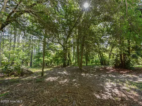 Exterior - 224 Foxfire Rd, Aberdeen, NC 28315 photo 6 of 8