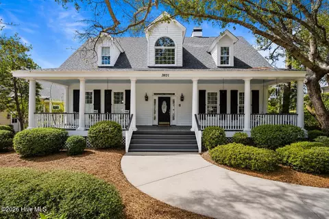 3931 Members Club Blvd, Southport, NC 28461