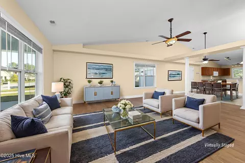 313 Elsmore Dr, New Bern, NC 28562