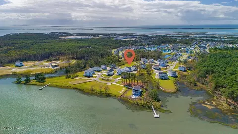 526 Sheldrake Ct, Beaufort, NC 28516