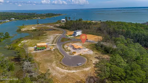 519 Freedom Park Rd, Beaufort, NC 28516