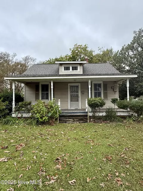 817 Johnston St, Edenton, NC 27932