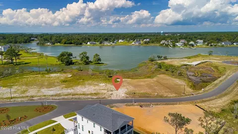 531 Freedom Park Rd, Beaufort, NC 28516