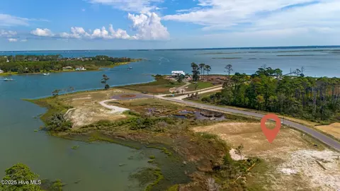 533 Freedom Park Rd, Beaufort, NC 28516