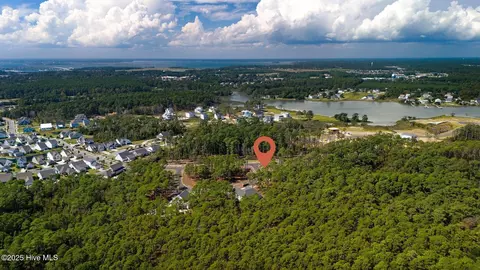502 Freedom Park Rd, Beaufort, NC 28516