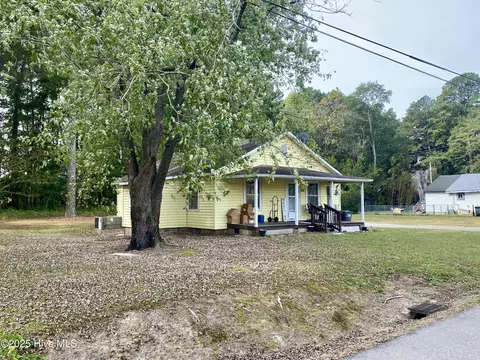 1147 Allen St, Rocky Mount, NC 27803