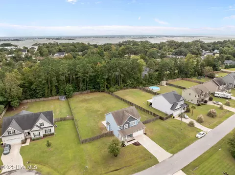 View/Area - 104 Treasure Way, Hampstead, NC 28443 photo 10 of 11