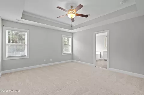 Entry Way - 104 Treasure Way, Hampstead, NC 28443 photo 4 of 6