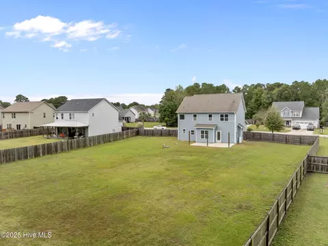 Exterior - 104 Treasure Way, Hampstead, NC 28443 photo 6 of 8