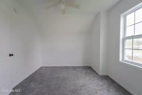 404 Silva Cv, Richlands, NC 28574 photo 16