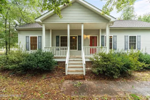 7048 Ruth Ave, Wilmington, NC 28411