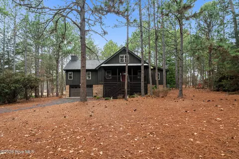 154 E Devonshire Ave, West End, NC 27376 photo 3