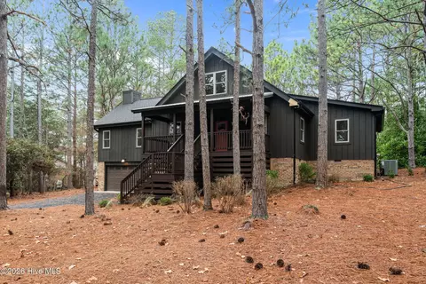 154 E Devonshire Ave, West End, NC 27376 photo 4