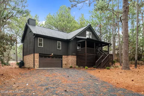 154 E Devonshire Ave, West End, NC 27376 photo 2