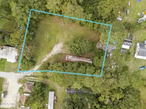 115 Puppy Ln, Jacksonville, NC 28540