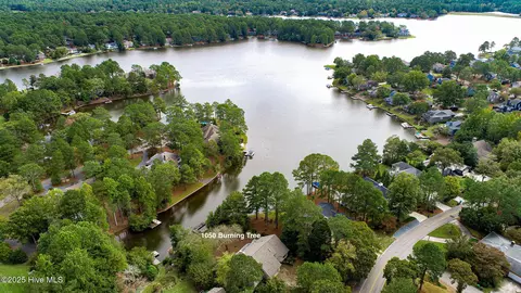 View/Area - 1050 Burning Tree Rd, Pinehurst, NC 28374 photo 4 of 9