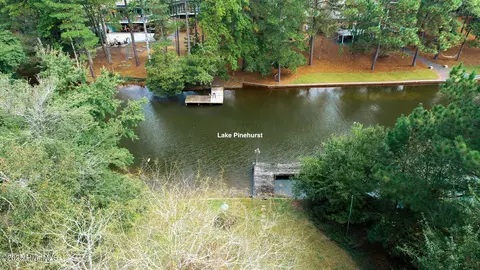 View/Area - 1050 Burning Tree Rd, Pinehurst, NC 28374 photo 2 of 9