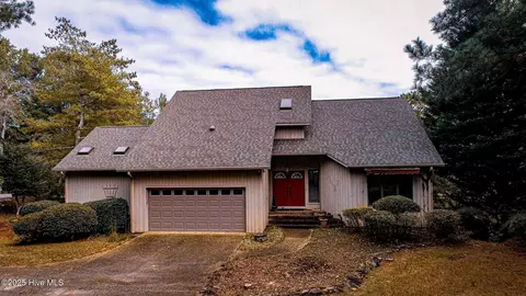 1050 Burning Tree Rd, Pinehurst, NC 28374