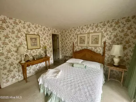 Bedroom - 1050 Burning Tree Rd, Pinehurst, NC 28374 photo 2 of 4