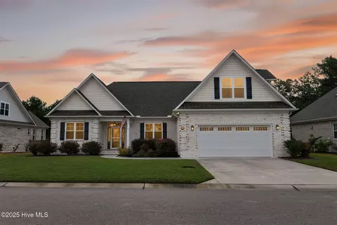 2456 Tara Forest Dr, Leland, NC 28451