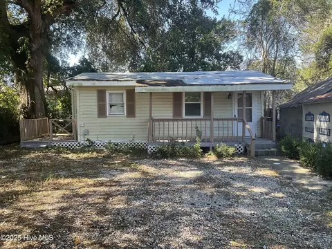 437 Maides Ave, Wilmington, NC 28405