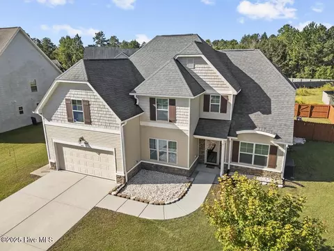 408 Cyrus Thompson Dr, Jacksonville, NC 28546