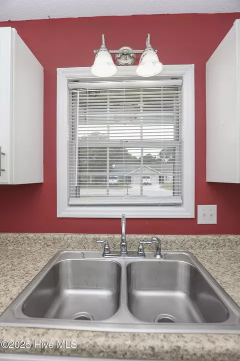 Kitchen - 166 Parnell Rd, Hubert, NC 28539 photo 1 of 5
