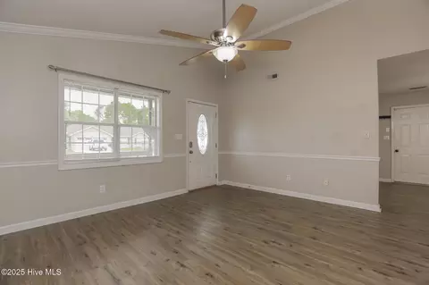 Living - 166 Parnell Rd, Hubert, NC 28539 photo 1 of 3