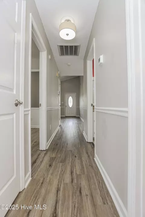 Entry Way - 166 Parnell Rd, Hubert, NC 28539 photo 1 of 1
