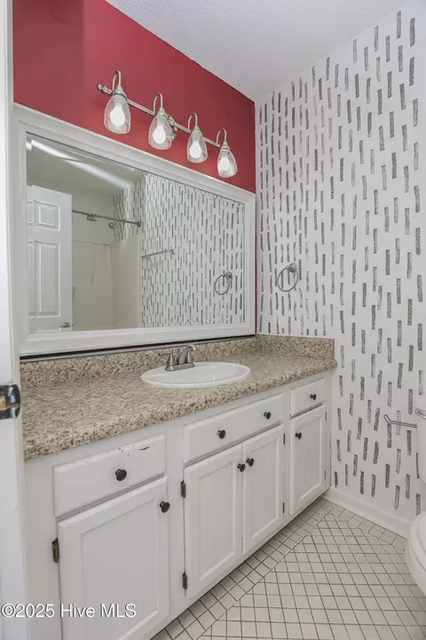 Bath - 166 Parnell Rd, Hubert, NC 28539 photo 3 of 5