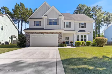 362 W Goldeneye Ln, Sneads Ferry, NC 28460