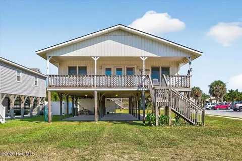 4328 E Dolphin Dr, Oak Island, NC 28465