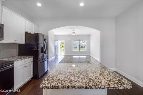120 Farmstead Pl, Maple Hill, NC 28454 photo 9