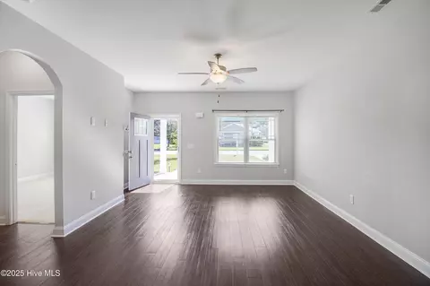 120 Farmstead Pl, Maple Hill, NC 28454 photo 3