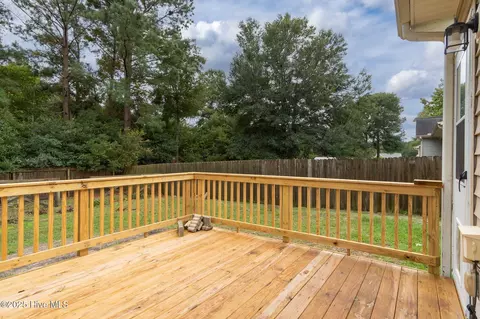 411 Peppermint Dr, Hubert, NC 28539 photo 31