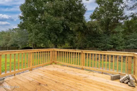 411 Peppermint Dr, Hubert, NC 28539 photo 29