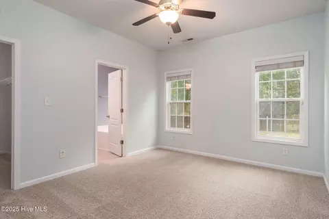 411 Peppermint Dr, Hubert, NC 28539 photo 17