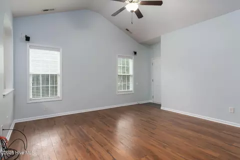 411 Peppermint Dr, Hubert, NC 28539 photo 9