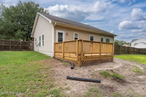 411 Peppermint Dr, Hubert, NC 28539 photo 37