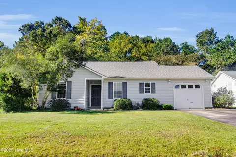111 Sweet Bay Dr, New Bern, NC 28560
