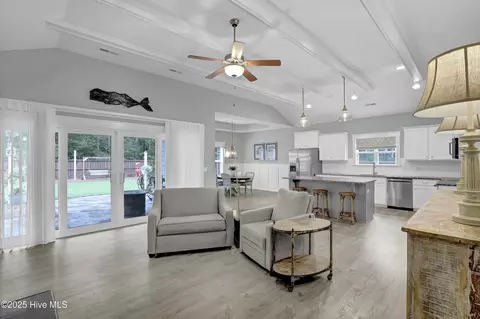 58 Draft Line Ct, Hampstead, NC 28443 photo 6