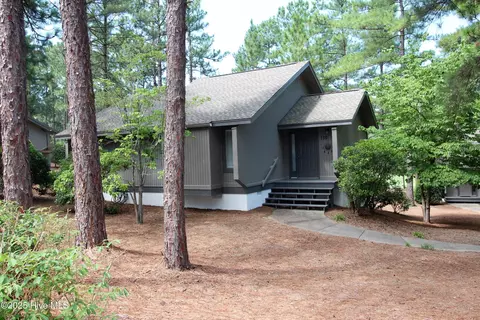 130 Barton Hills Ct, Pinehurst, NC 28374