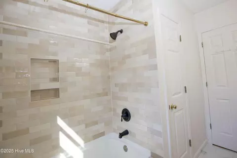 Bath - 185 N Peach St, Pinebluff, NC 28373 photo 5 of 6