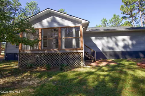 Exterior - 185 N Peach St, Pinebluff, NC 28373 photo 10 of 11