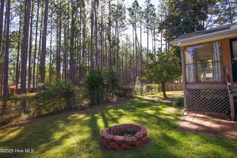 Exterior - 185 N Peach St, Pinebluff, NC 28373 photo 8 of 11